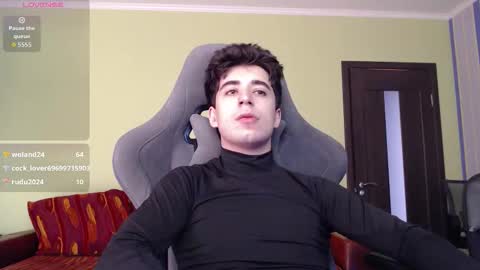 yofukashi online show from 10/15/25, 09:31