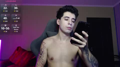 yofukashi online show from 11/25/25, 10:43