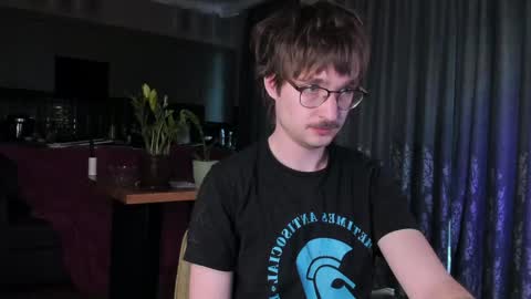 Snapshot of yoga_pizza_420 chatting on 06/02/26, 03:30 Max online show from 06/02/26, 03:30