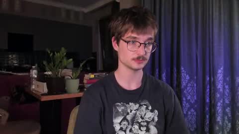 Max online show from 07/22/26, 10:45