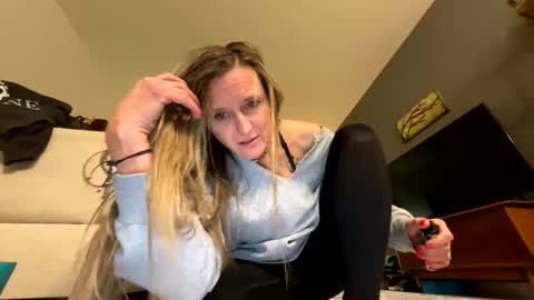 yogabuttttttt online show from 03/02/25, 06:27