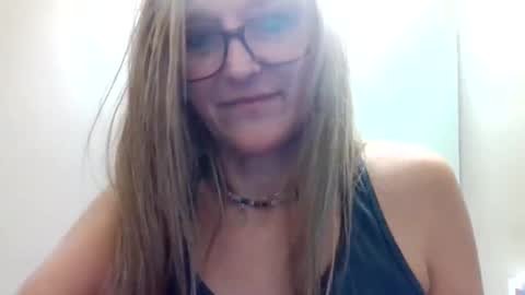 yogabuttttttt online show from 10/03/25, 02:41