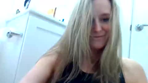 yogabuttttttt online show from 05/22/26, 05:47