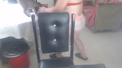 Snapshot of yohis_kiut25 chatting on 02/05/25, 02:48 yohis online show from 02/05/25, 02:48