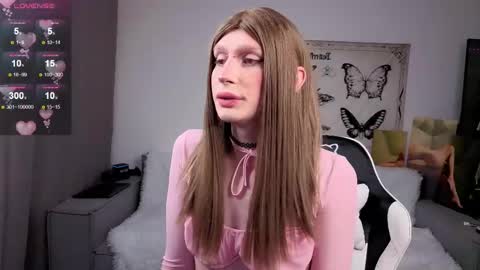 Mikaella - Mika online show from 11/10/25, 12:42