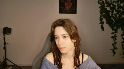 Snapshot of yoka_paradoxxx chatting on 10/14/25, 05:08 yoka_paradoxxx online show from 10/14/25, 05:08