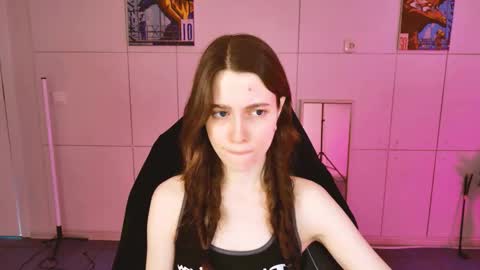 yoka_paradoxxx online show from 03/20/26, 09:03