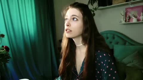 Snapshot of yoka_paradoxxx chatting on 06/03/26, 02:44 yoka_paradoxxx online show from 06/03/26, 02:44