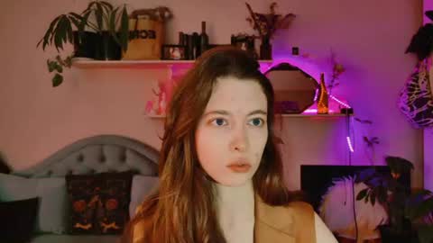 Snapshot of yoka_paradoxxx chatting on 06/18/26, 09:36 yoka_paradoxxx online show from 06/18/26, 09:36