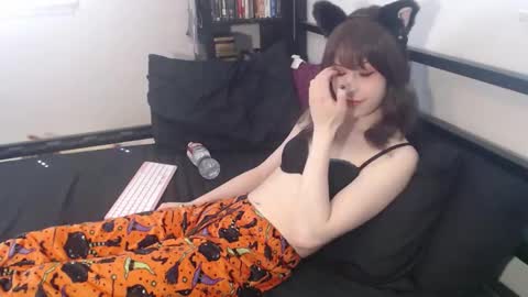 Snapshot of yokaigirl chatting on 10/11/25, 06:28 Yokai Girl online show from 10/11/25, 06:28