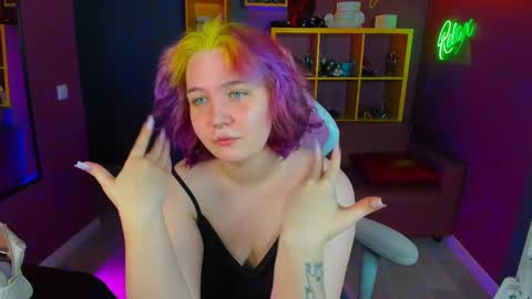 Yoki online show from 03/06/25, 08:37