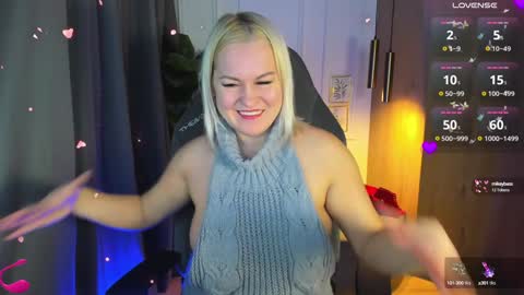 Snapshot of yolanda_kiss chatting on 02/01/25, 08:26 Yolanda online show from 02/01/25, 08:26