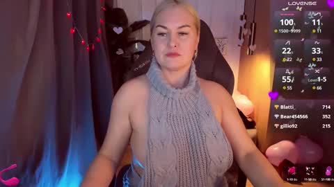 Snapshot of yolanda_kiss chatting on 02/14/25, 12:03 Yolanda online show from 02/14/25, 12:03