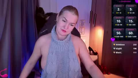 Snapshot of yolanda_kiss chatting on 02/27/25, 10:48 Yolanda online show from 02/27/25, 10:48