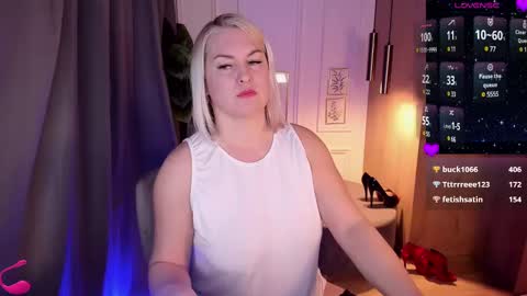 Snapshot of yolanda_kiss chatting on 03/04/25, 12:01 Yolanda online show from 03/04/25, 12:01