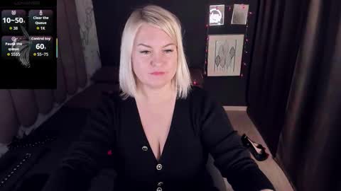 Yolanda online show from 10/21/25, 08:09