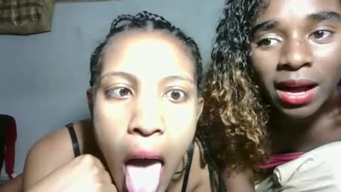 Snapshot of yolandrina05 chatting on 09/11/25, 01:44 yolandrina05 online show from 09/11/25, 01:44