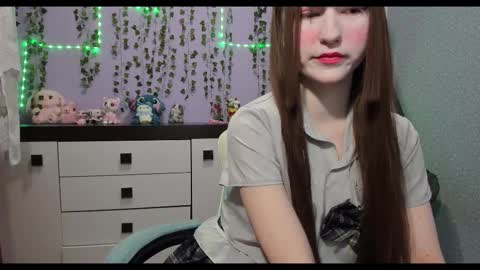 yoonhee_ki online show from 03/23/26, 03:38