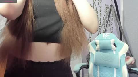 yoonhee_ki online show from 04/23/26, 04:20