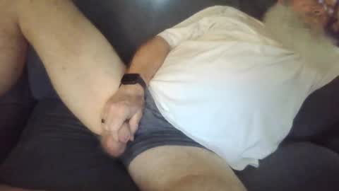 Snapshot of yorel64 chatting on 08/08/26, 03:47 yorel64 online show from 08/08/26, 03:47