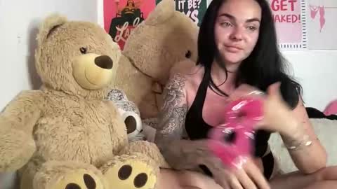 Yorkshire Girly online show from 05/24/26, 01:49
