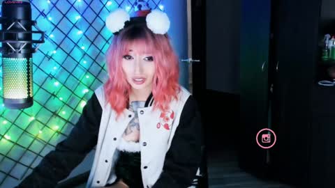 Snapshot of yoshino_san chatting on 12/26/24, 02:55 you can call me Andy or yoshi 3 online show from 12/26/24, 02:55