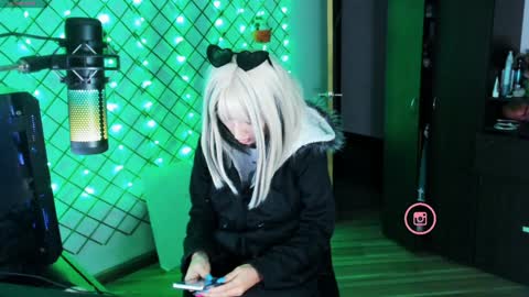 Snapshot of yoshino_san chatting on 01/06/25, 02:26 you can call me Andy or yoshi 3 online show from 01/06/25, 02:26