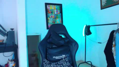 Enzo online show from 03/01/26, 02:19