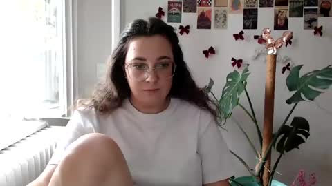 Snapshot of you_aurora chatting on 07/08/26, 03:16 Aurora online show from 07/08/26, 03:16