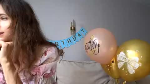 Snapshot of you_desire chatting on 06/19/26, 10:52 Liliya online show from 06/19/26, 10:52