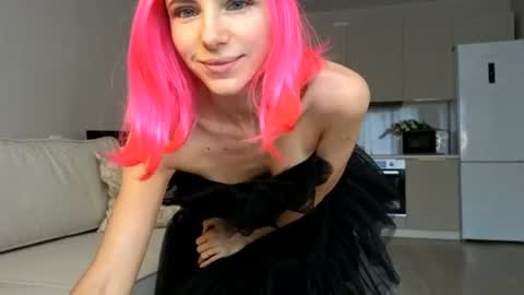 Snapshot of you_desire chatting on 06/30/26, 12:28 Liliya online show from 06/30/26, 12:28