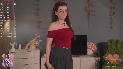 Elizabeth brunette -- Darline blonde  online show from 11/27/25, 07:16