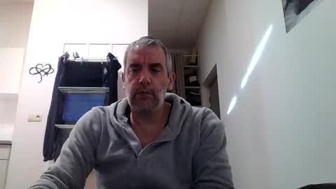 CrayZio online show from 02/09/25, 08:33