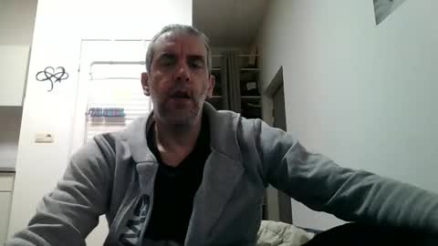 CrayZio online show from 02/15/25, 04:03