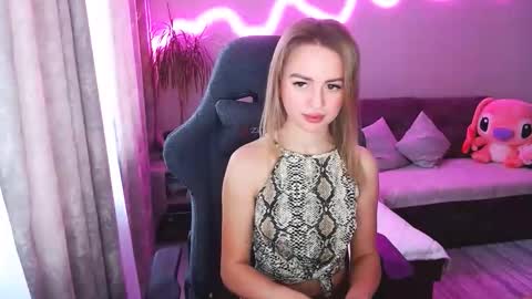 Bella online show from 12/01/25, 07:46