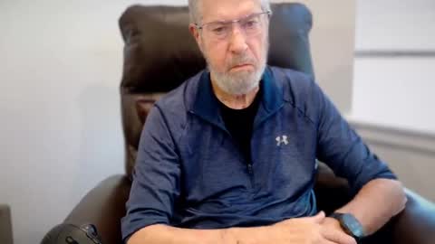 Colorado Guy Straight online show from 10/23/25, 02:05