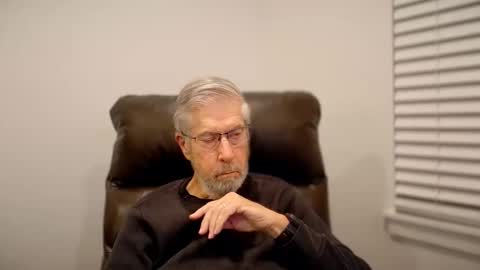 Colorado Guy Straight online show from 11/03/25, 02:02