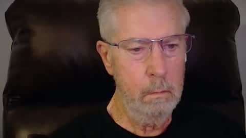 Colorado Guy Straight online show from 11/16/25, 10:43