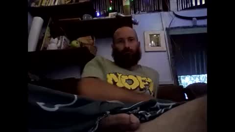 Snapshot of youllfall4me chatting on 01/04/25, 02:56 youllfall4me online show from 01/04/25, 02:56