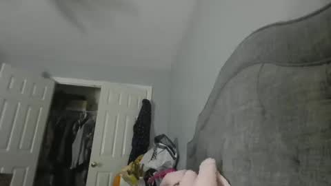 youluvmegan online show from 10/10/25, 08:02