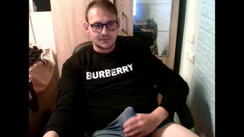 A... online show from 04/25/26, 07:00