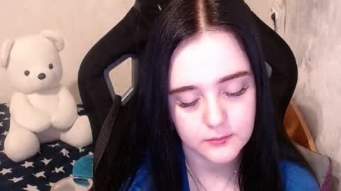 Snapshot of your_8a8y chatting on 12/17/24, 03:39 your_8a8y online show from 12/17/24, 03:39