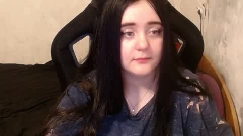 Snapshot of your_8a8y chatting on 01/07/25, 01:24 your_8a8y online show from 01/07/25, 01:24