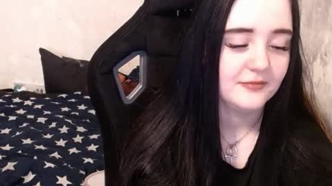 Snapshot of your_8a8y chatting on 03/10/25, 05:11 your_8a8y online show from 03/10/25, 05:11