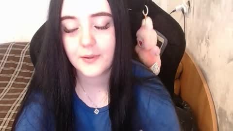 Snapshot of your_8a8y chatting on 09/09/25, 12:05 your_8a8y online show from 09/09/25, 12:05