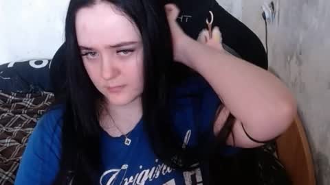 Snapshot of your_8a8y chatting on 09/12/25, 11:10 your_8a8y online show from 09/12/25, 11:10