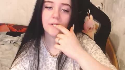 Snapshot of your_8a8y chatting on 10/01/25, 10:21 your_8a8y online show from 10/01/25, 10:21