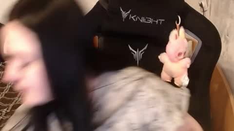 Snapshot of your_8a8y chatting on 11/10/25, 08:46 your_8a8y online show from 11/10/25, 08:46