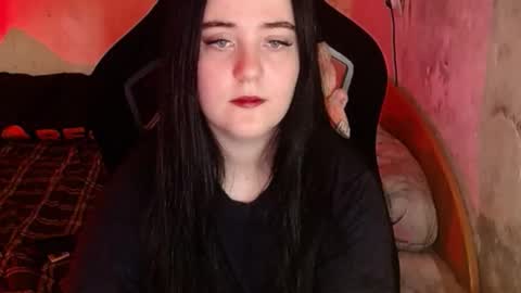 Snapshot of your_8a8y chatting on 12/03/25, 03:32 your_8a8y online show from 12/03/25, 03:32