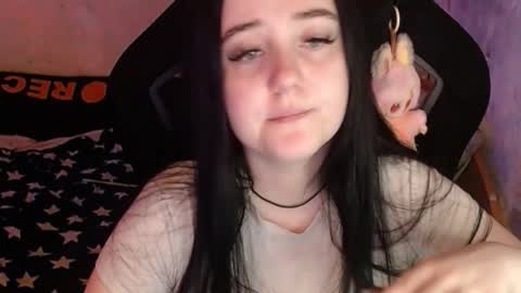 Snapshot of your_8a8y chatting on 01/06/26, 04:16 your_8a8y online show from 01/06/26, 04:16